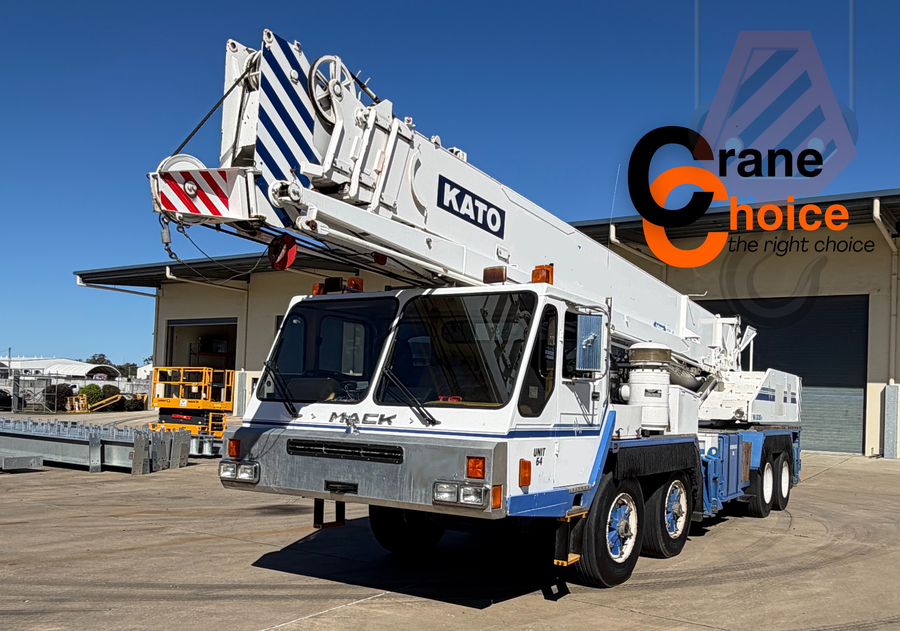 1997 KATO NK-300E-V for sale on Australian Mack carrier – 30 tonne hydraulic truck crane