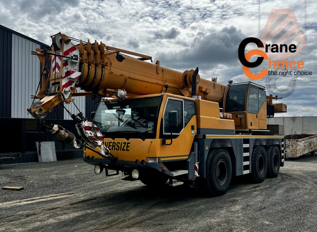 2002 LIEBHERR LTM 1055-1 55t All Terrain crane for sale in Location, VIC — Three-quarter view