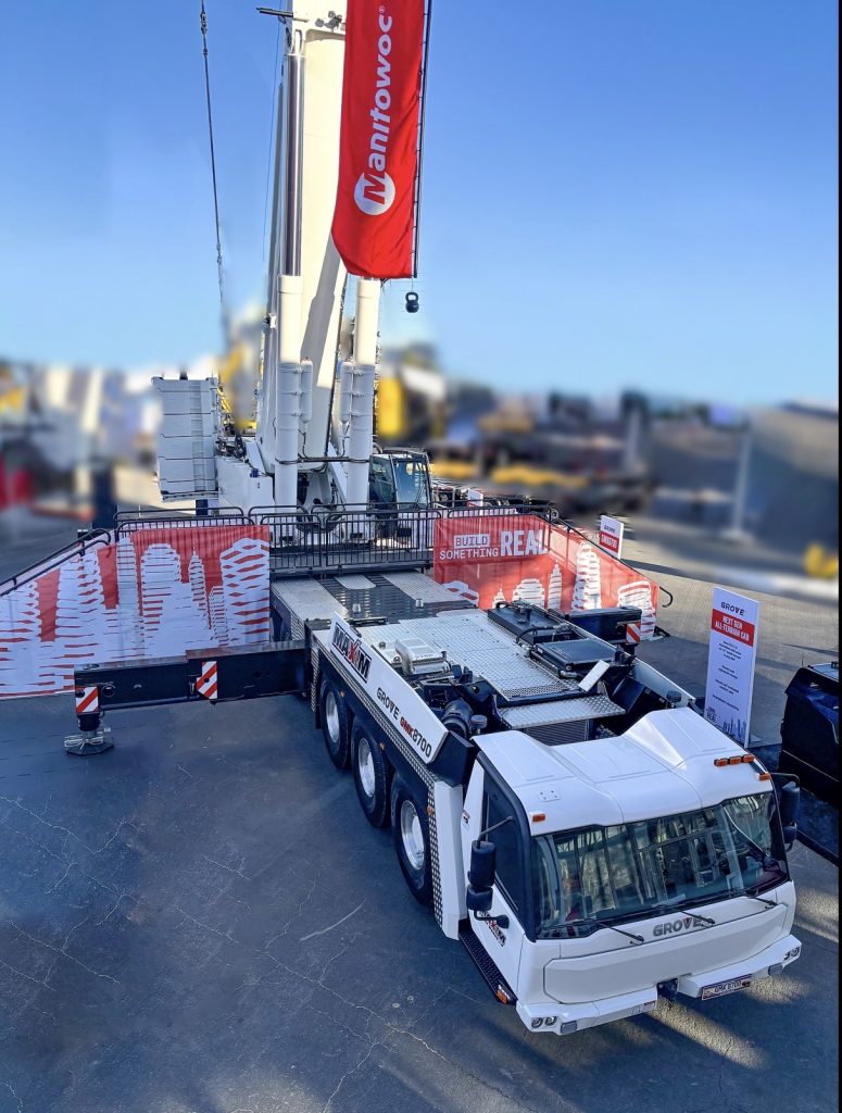 Grove GMK8700 all terrain crane at launch